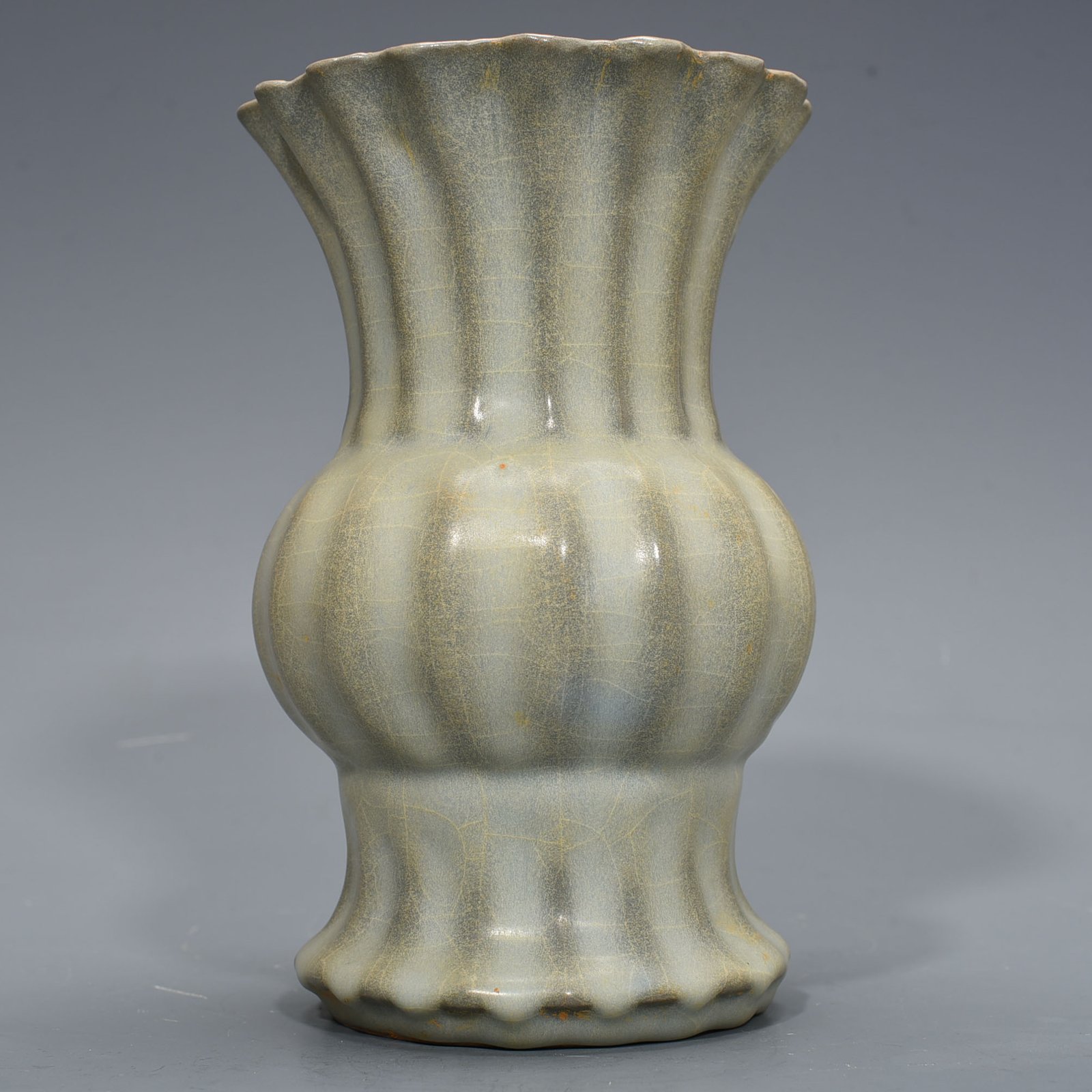 Song Dynasty Jiaotan lower official kiln melon flower goblet