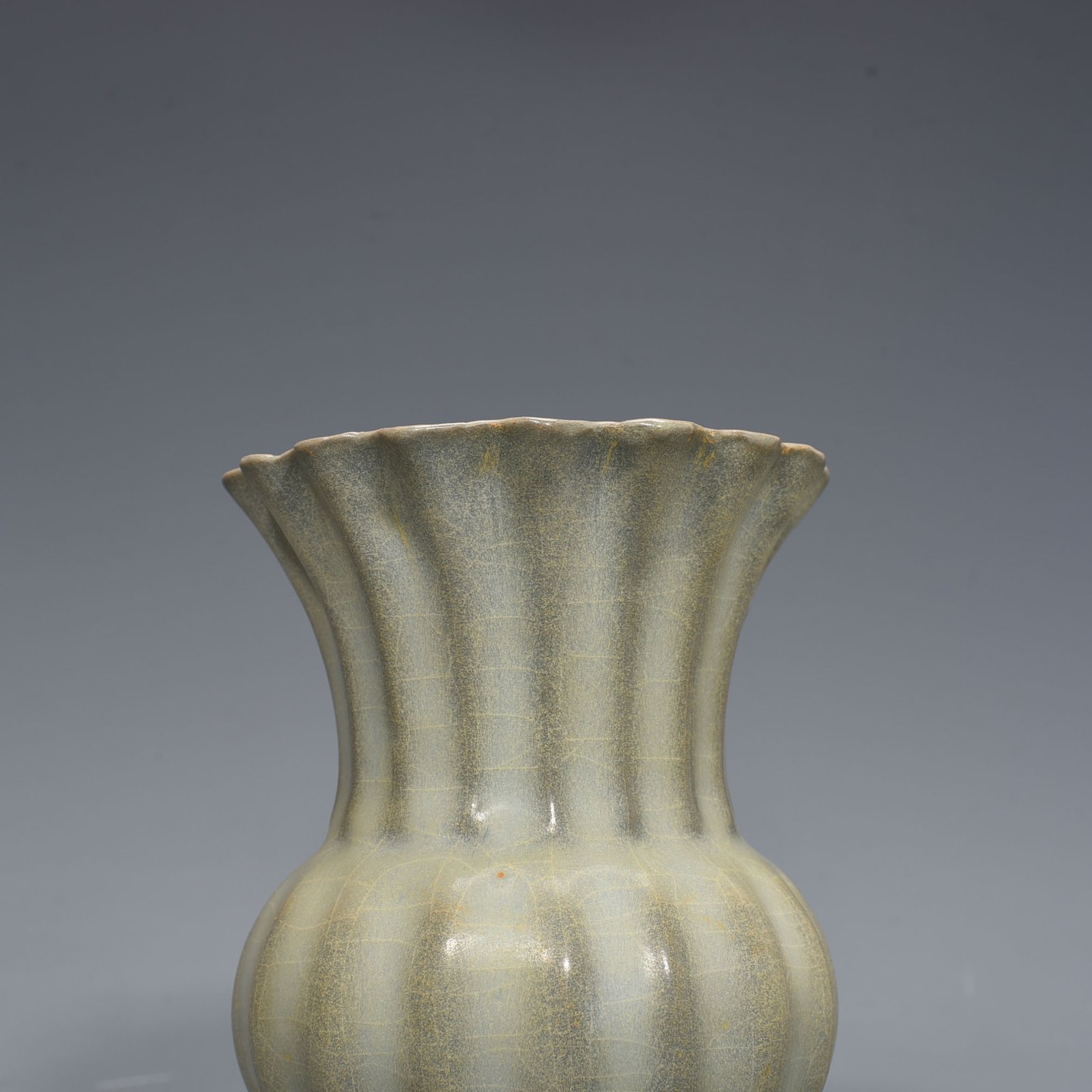Song Dynasty Jiaotan lower official kiln melon flower goblet