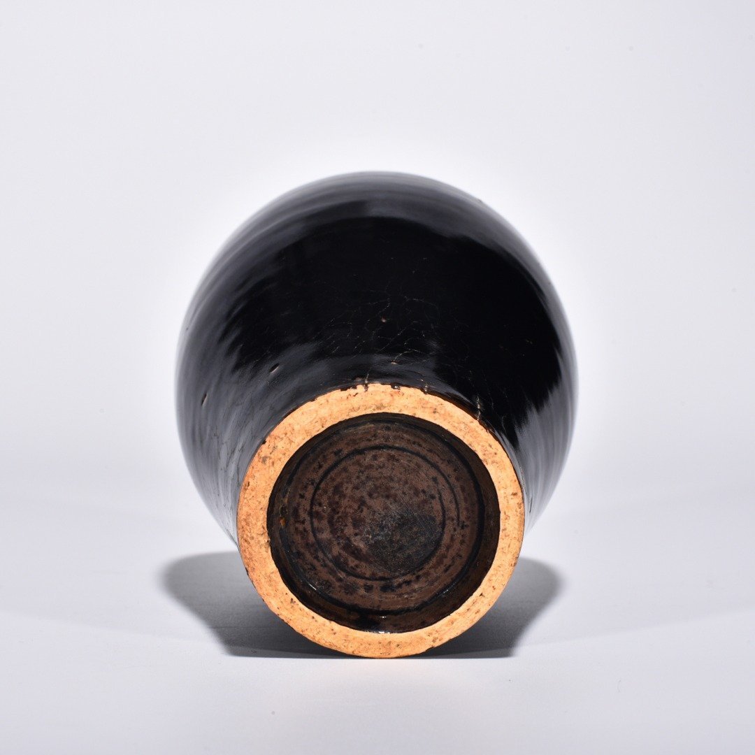 Song Dynasty Jizhou kiln leaf plum vase