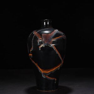 Song Dynasty Jizhou kiln Yaobian plum vase