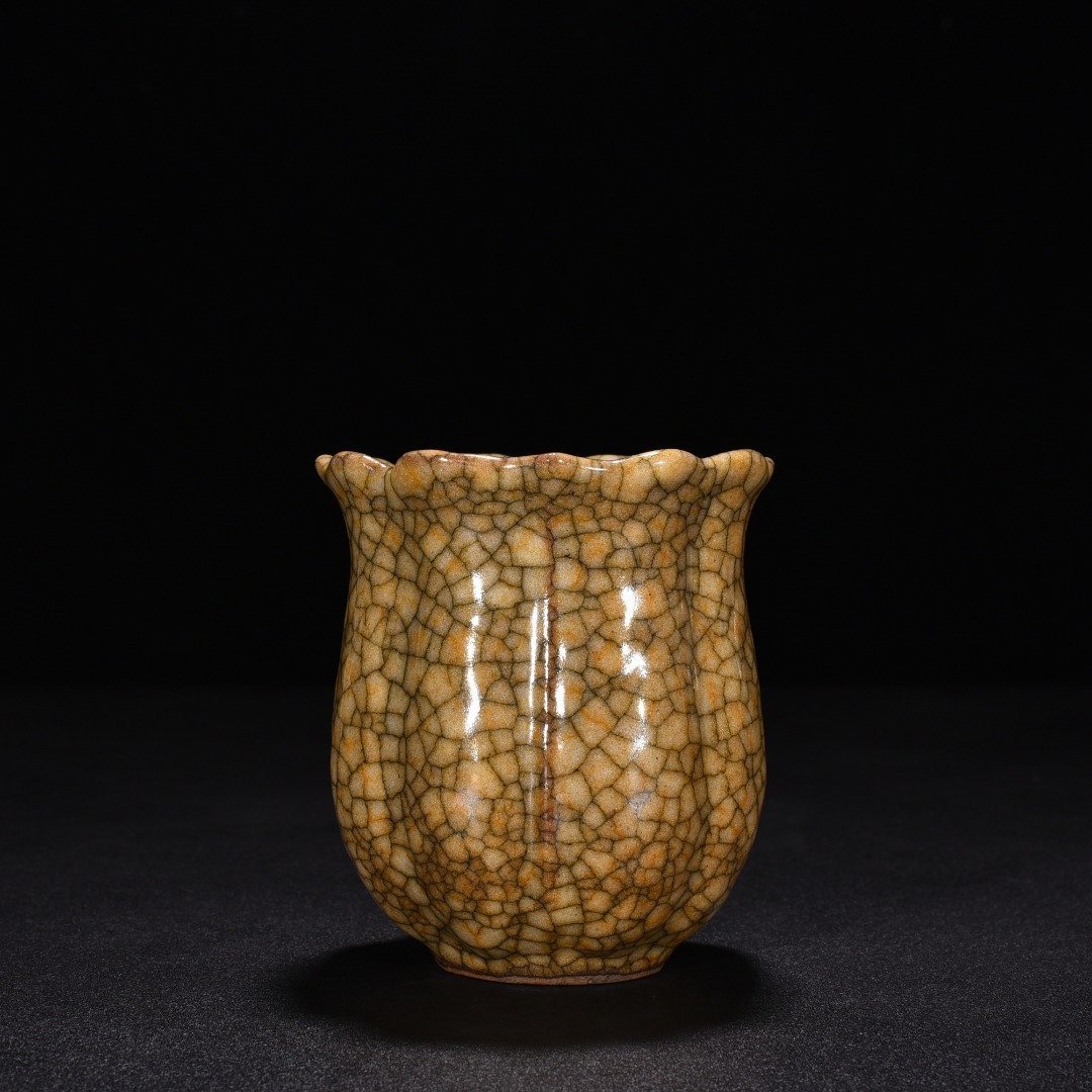 Song Dynasty Ge Kiln beige glaze scraper tea divider