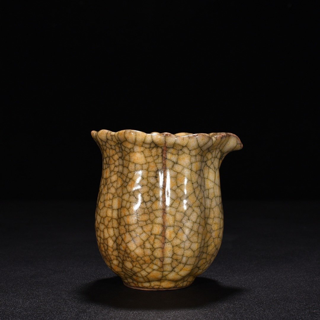Song Dynasty Ge Kiln beige glaze scraper tea divider