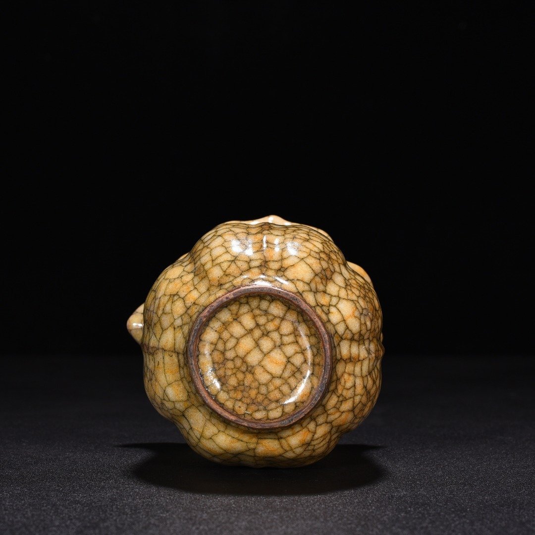 Song Dynasty Ge Kiln beige glaze scraper tea divider