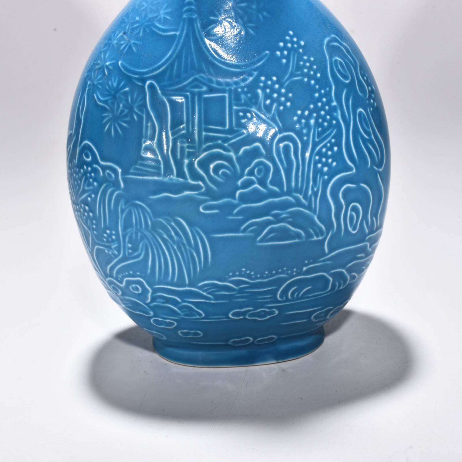 Song Dynasty blue-glazed Ding kiln landscape pattern vase