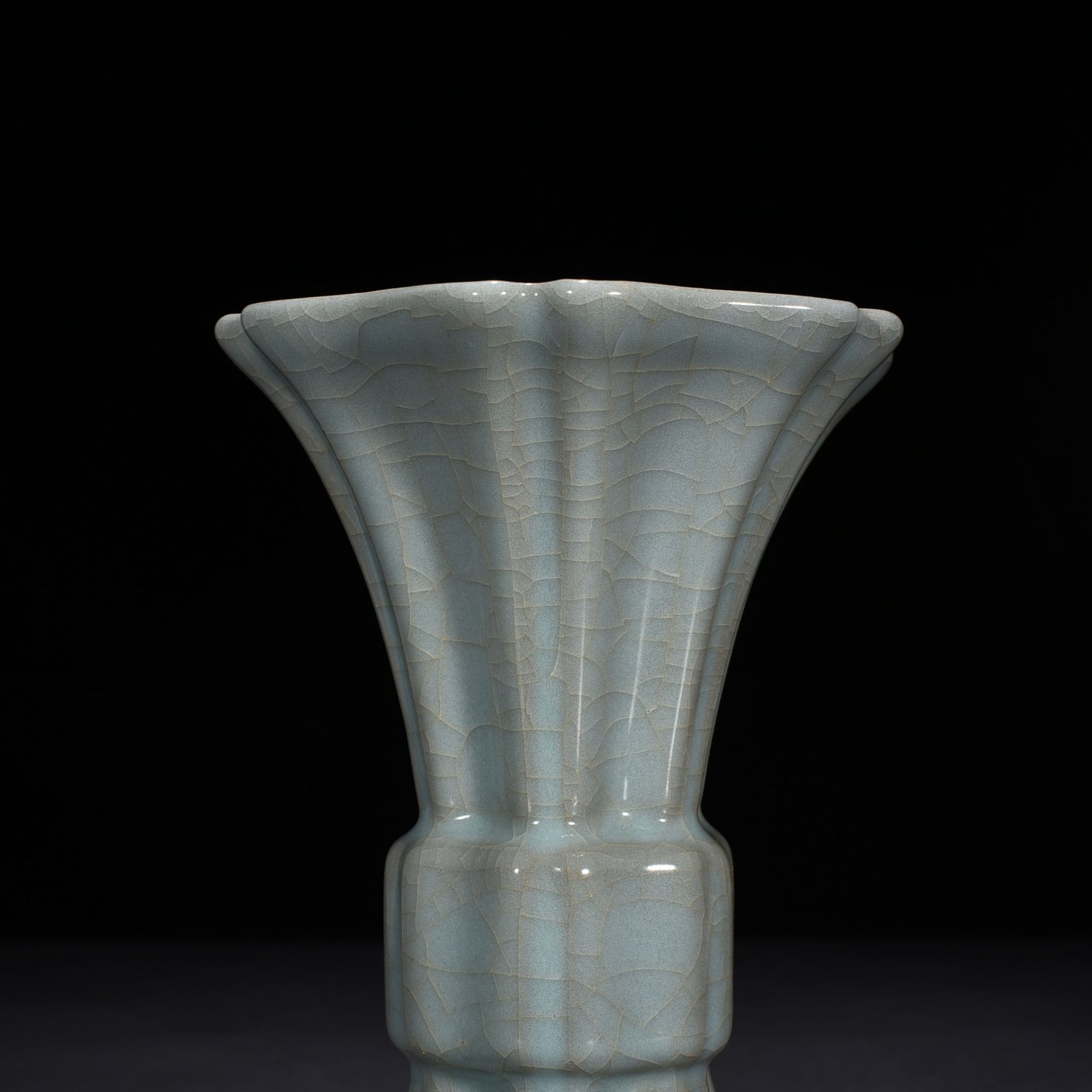 Song Dynasty Guanyao Six-square Flower Goblet