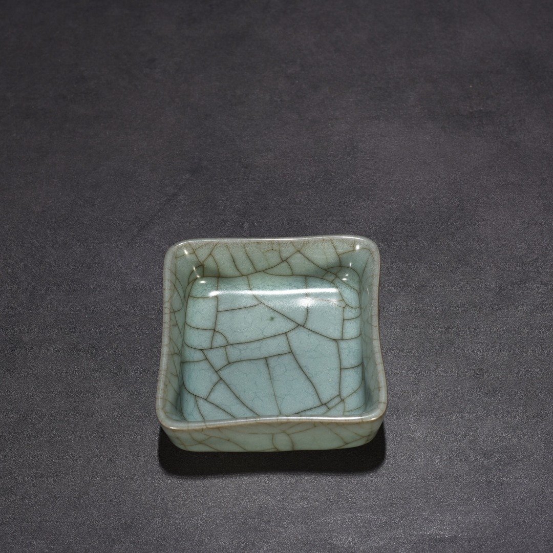 Song Dynasty official kiln square wash