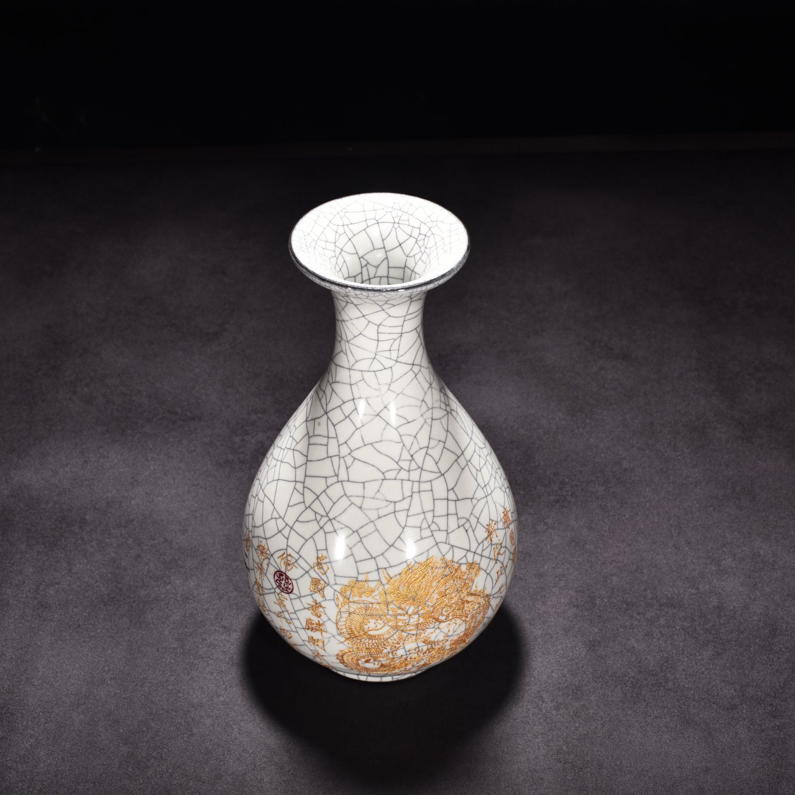 Song Dynasty official kiln moon white glaze engraved with poetry pattern jade pot spring vase