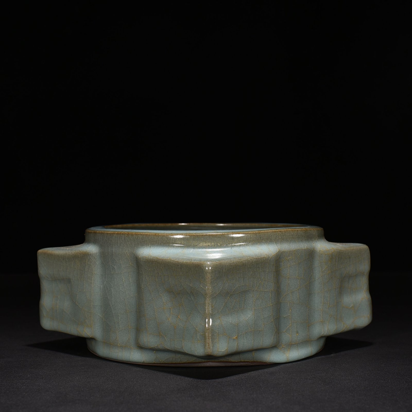 Song Dynasty Guan kiln Cong style washer