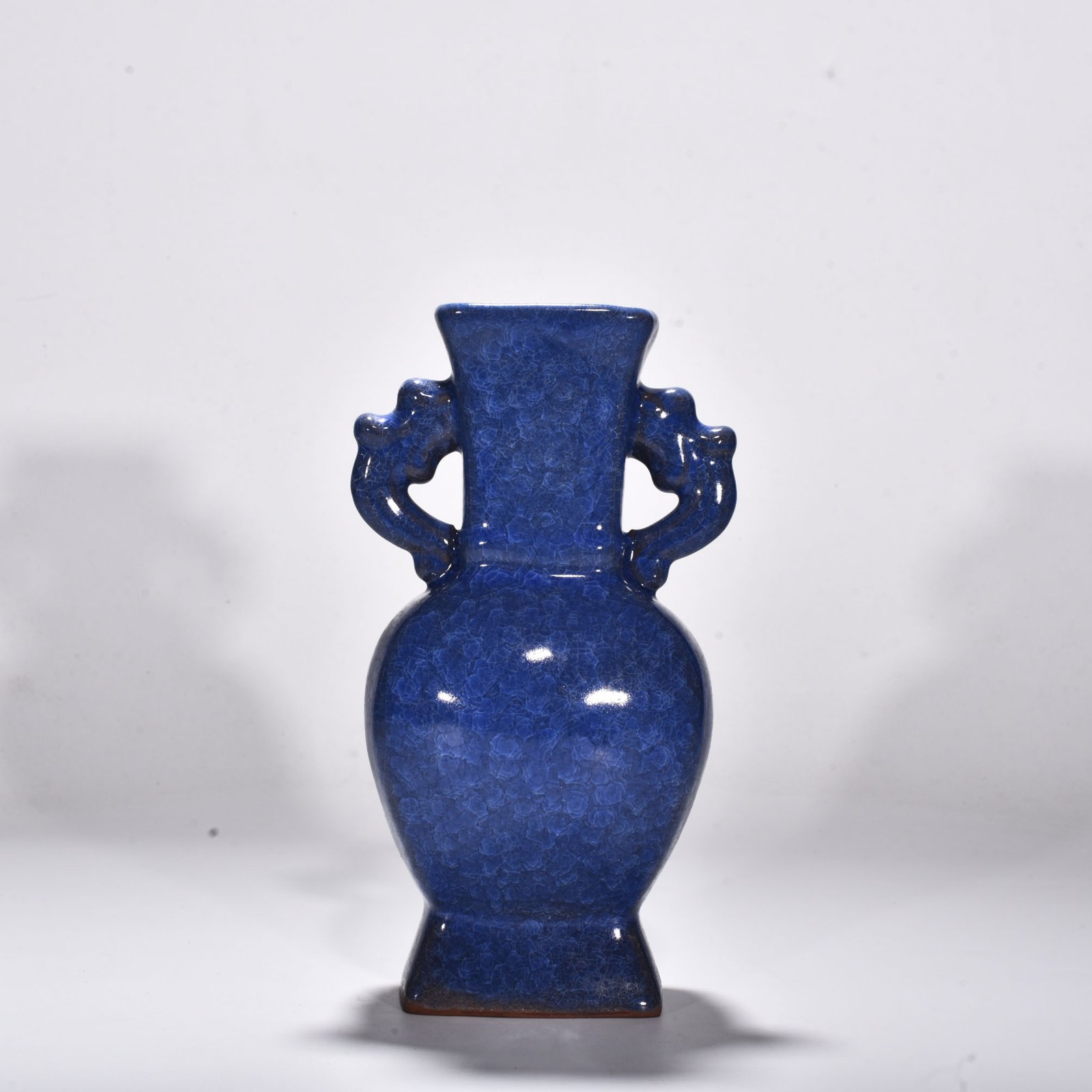 Song Dynasty official kiln blue glaze ice cracked amphora