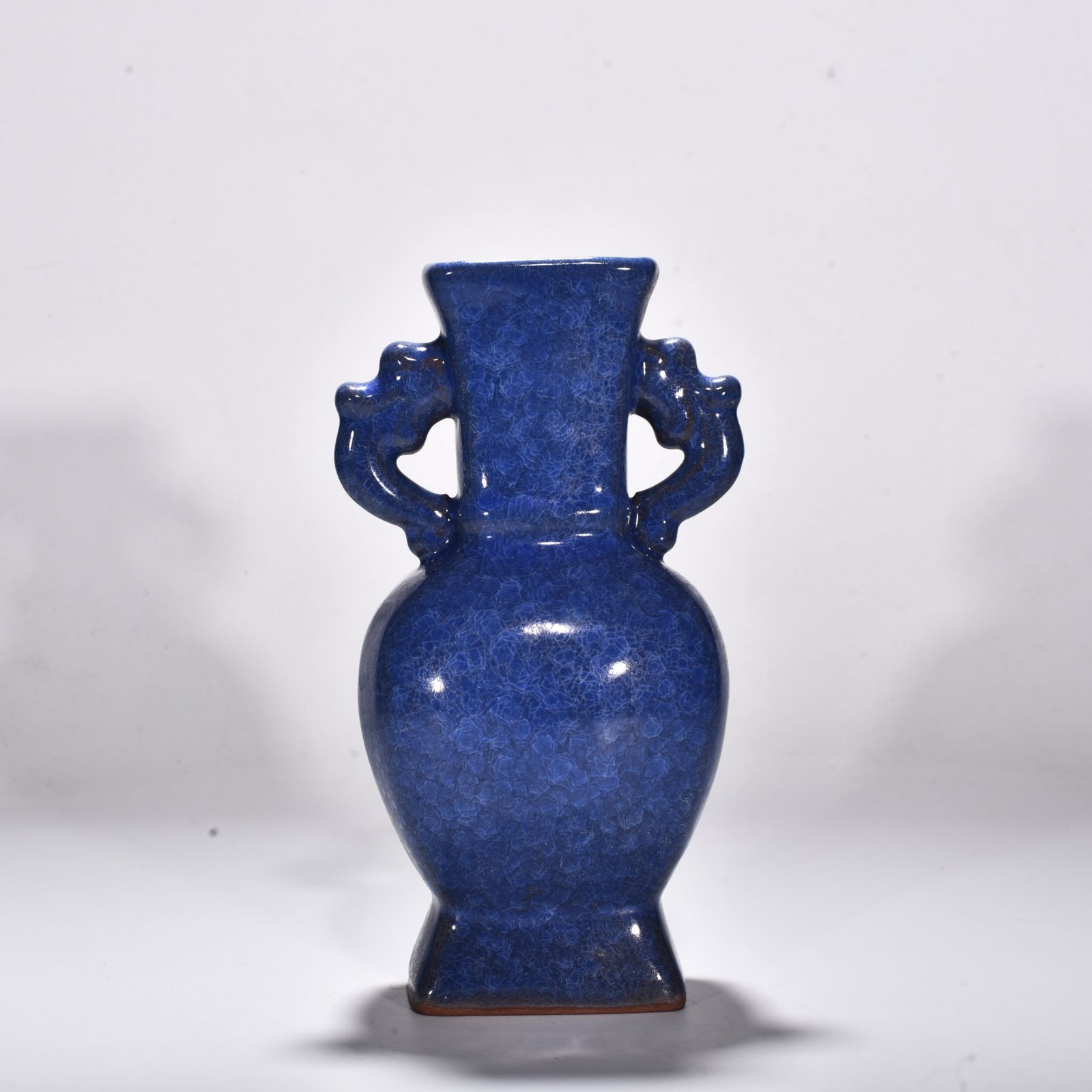 Song Dynasty official kiln blue glaze ice cracked amphora