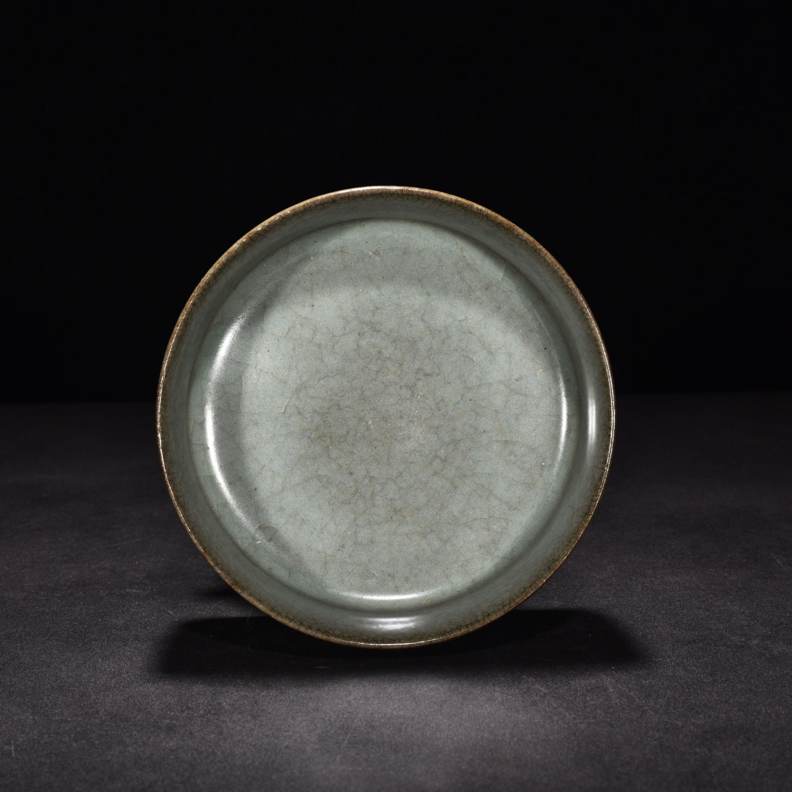 Song Dynasty official kiln celadon round washer