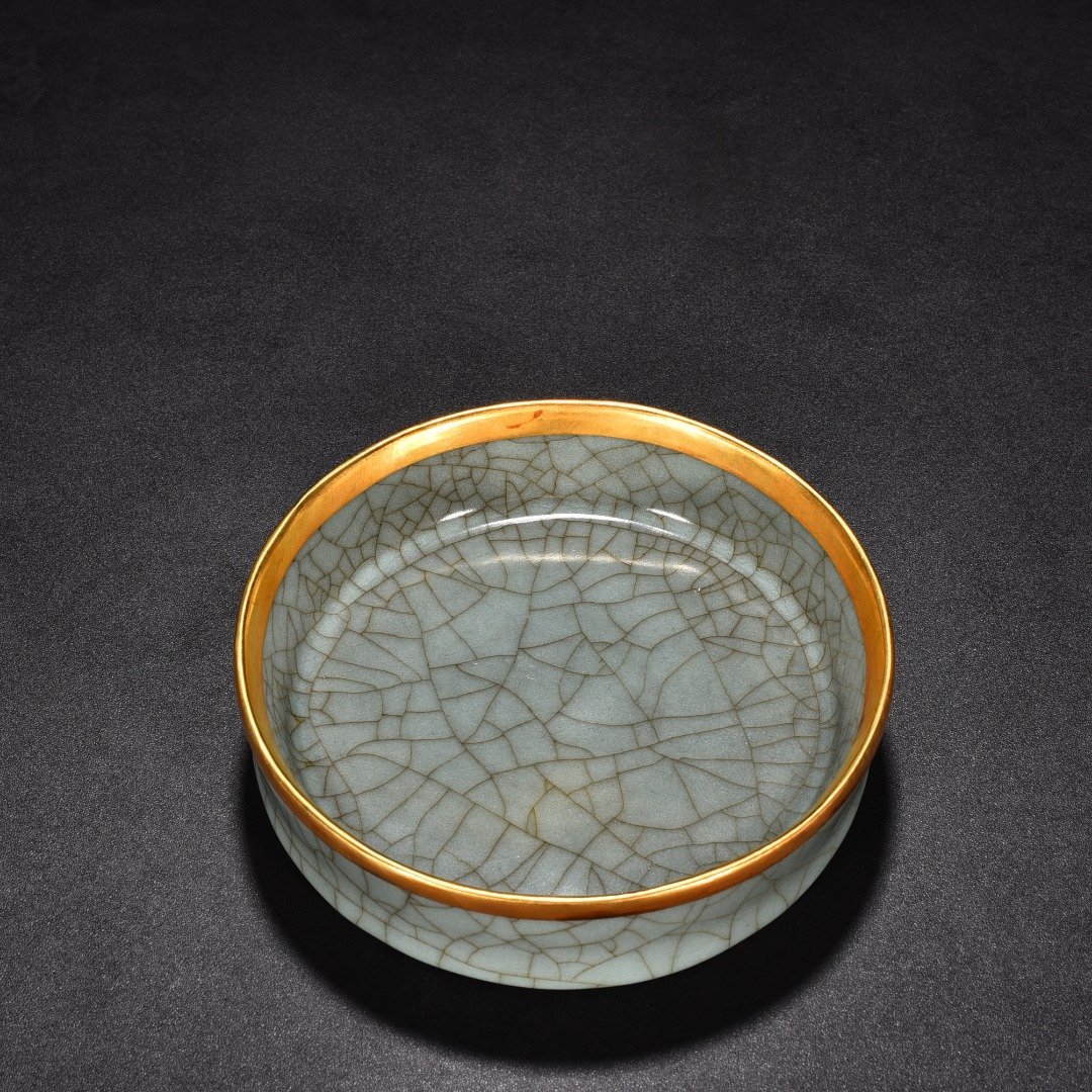 Song Dynasty official kiln celadon round washer and nail firing