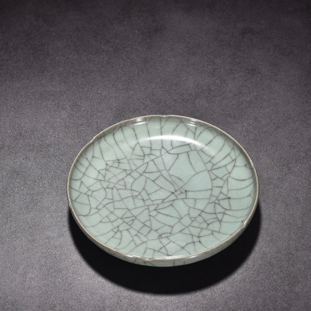 Song Dynasty official kiln celadon disc