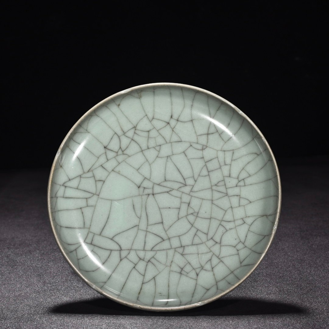 Song Dynasty official kiln celadon disc