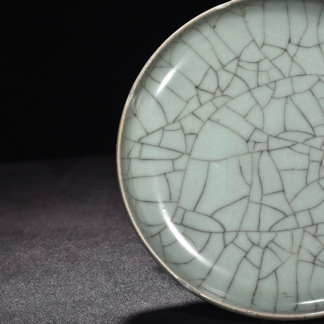 Song Dynasty official kiln celadon disc
