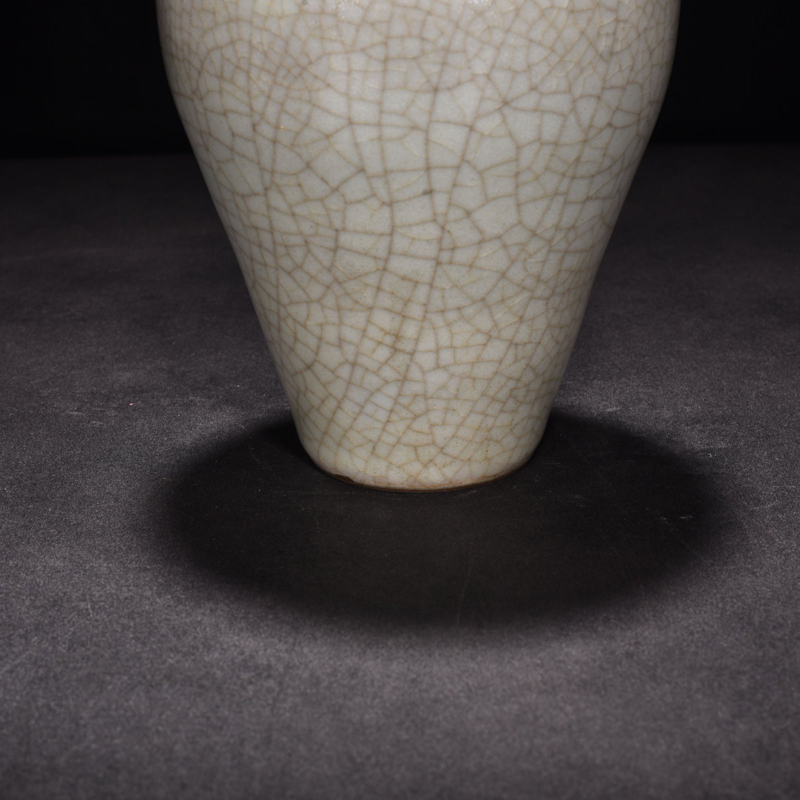 Song Dynasty official kiln celadon plum vase