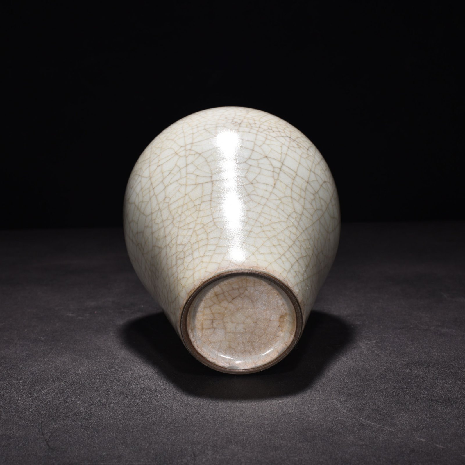 Song Dynasty official kiln celadon plum vase