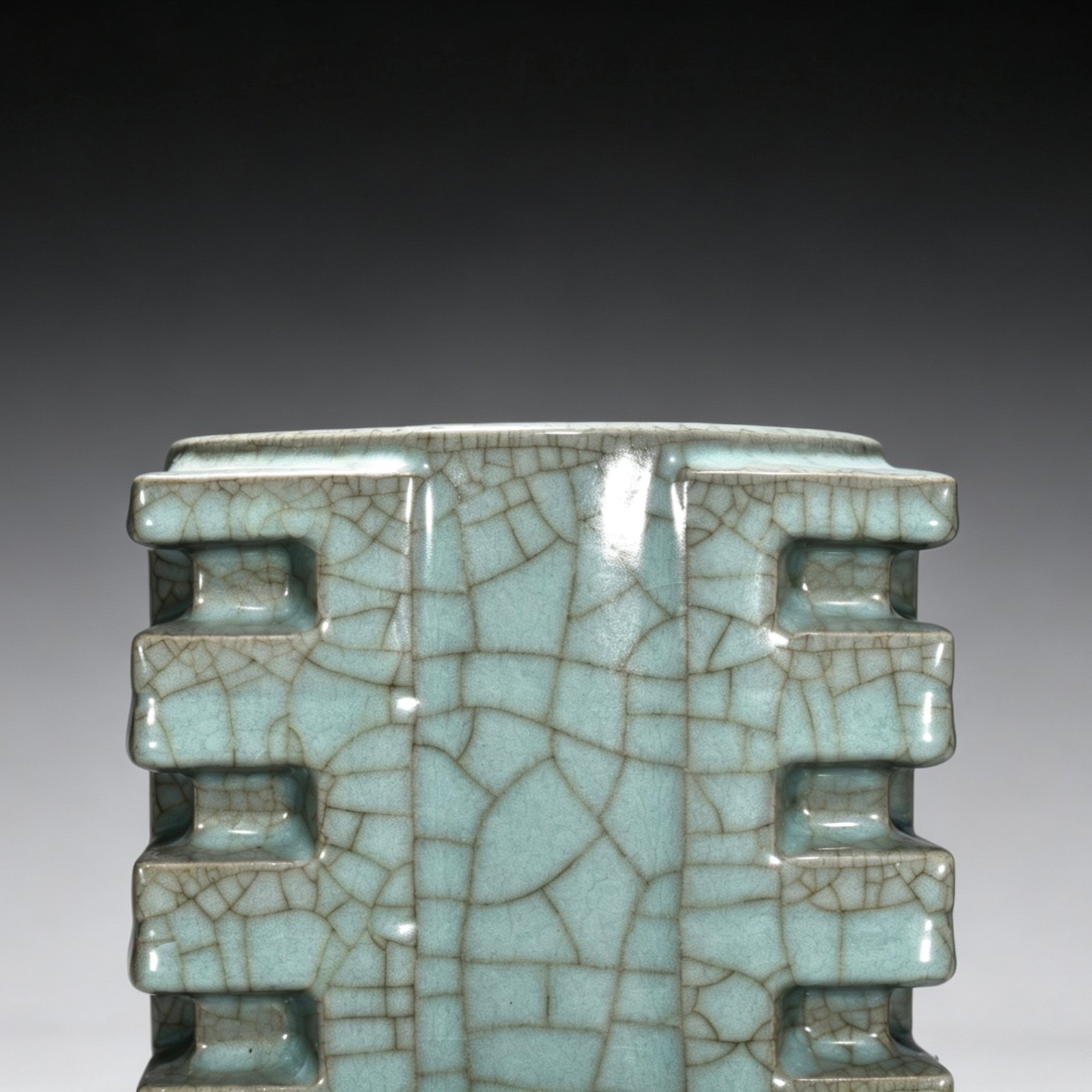 Song Dynasty official kiln celadon cong-style vase