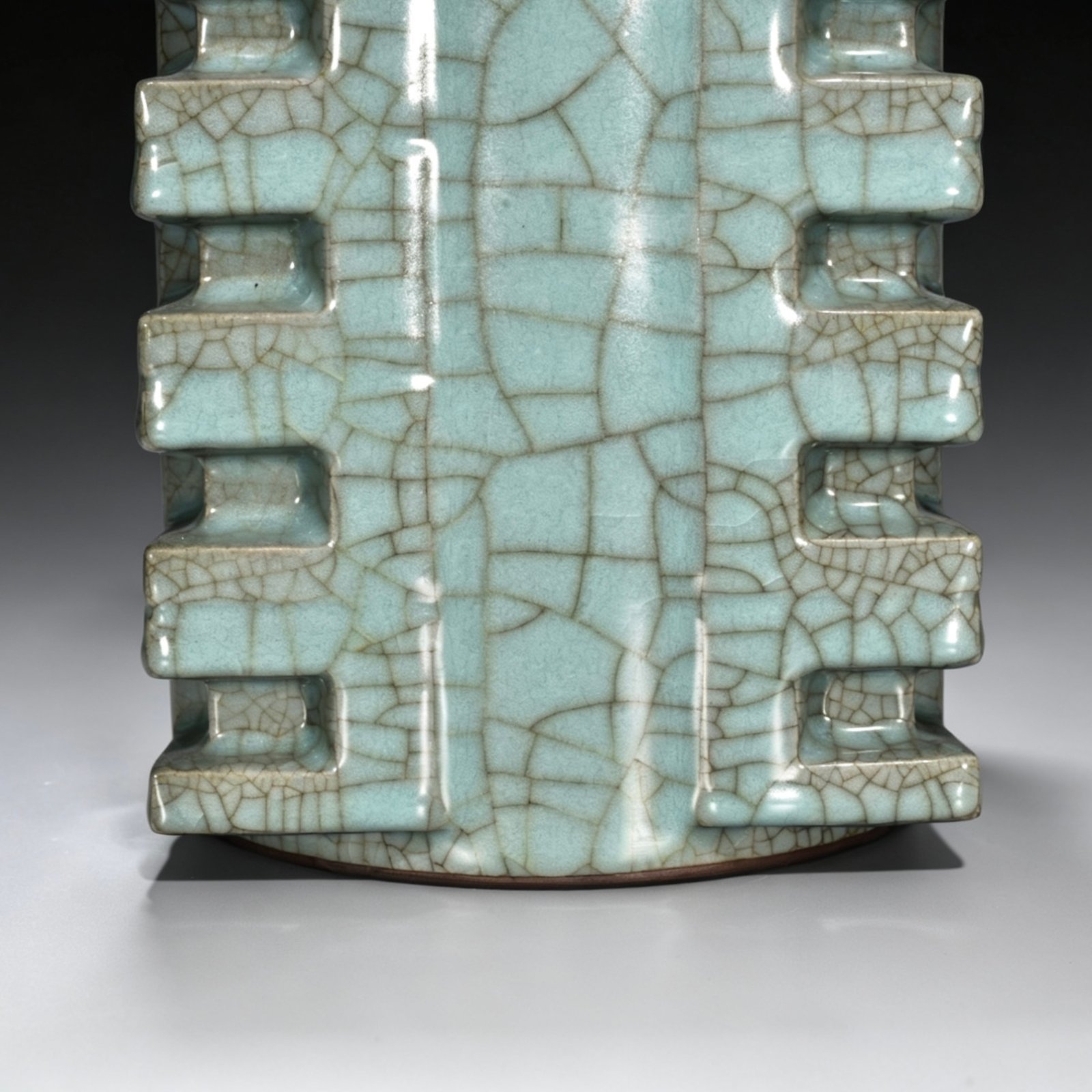 Song Dynasty official kiln celadon cong-style vase