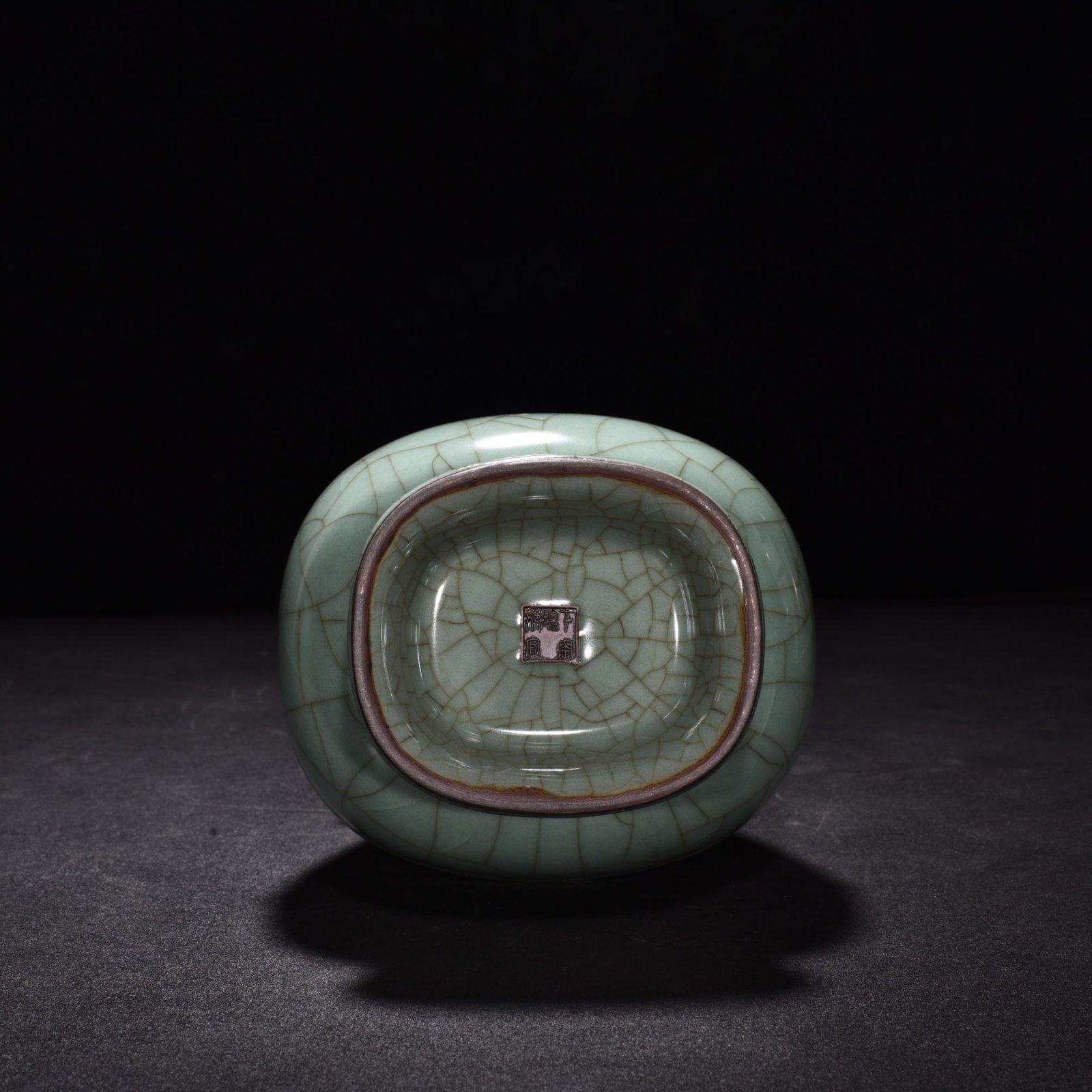 Song Dynasty official kiln celadon through-ear vase