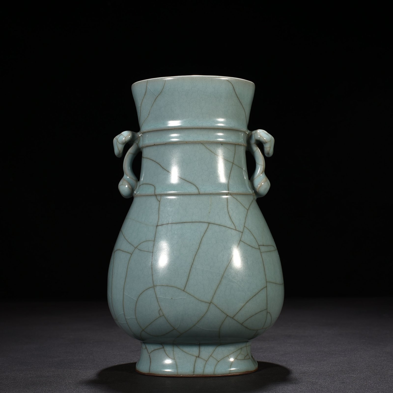 Song Dynasty official kiln celadon-glazed Ruyi ear vase