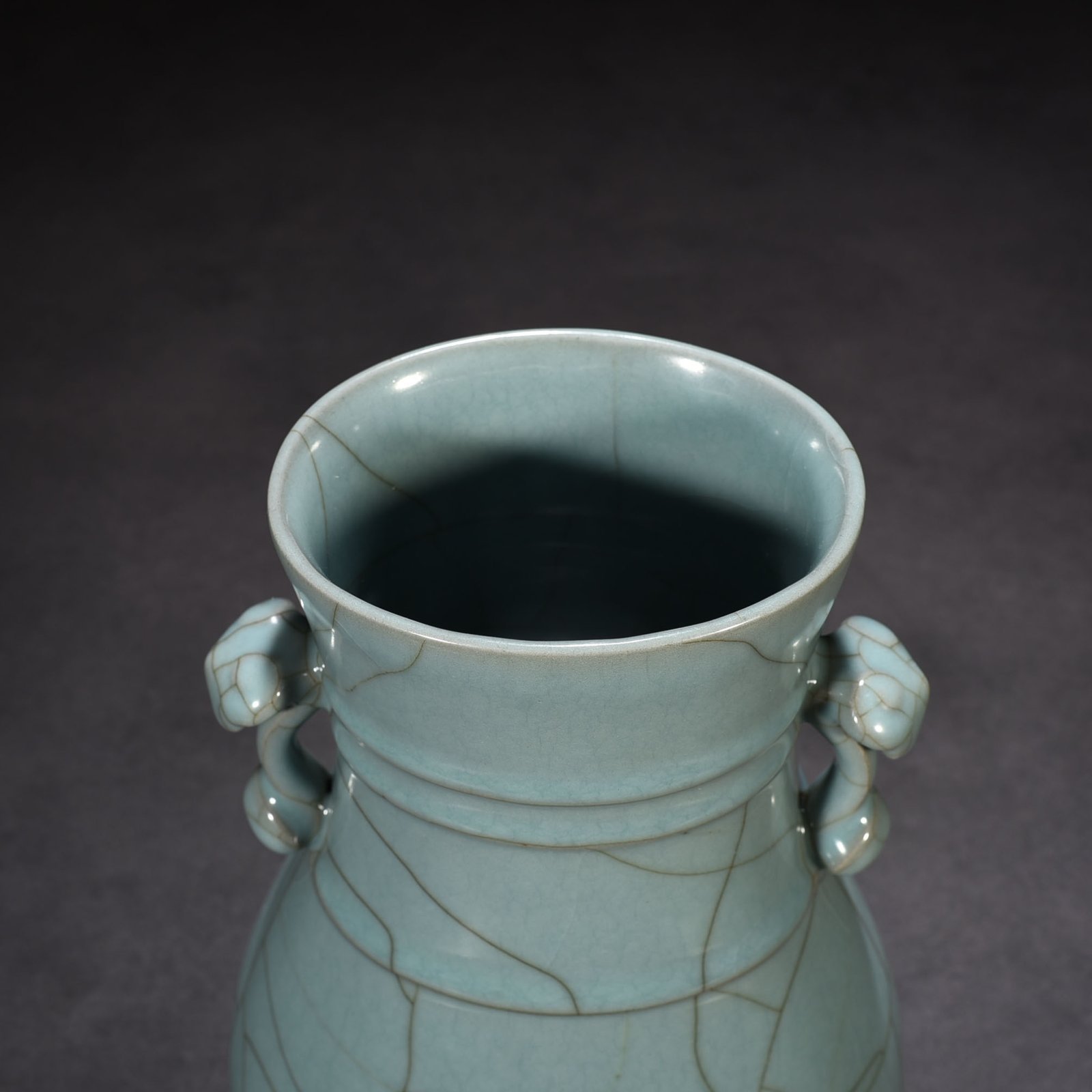 Song Dynasty official kiln celadon-glazed Ruyi ear vase