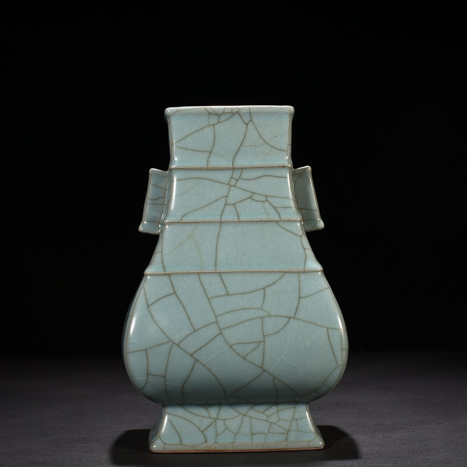 Song Dynasty official kiln green glaze square vase