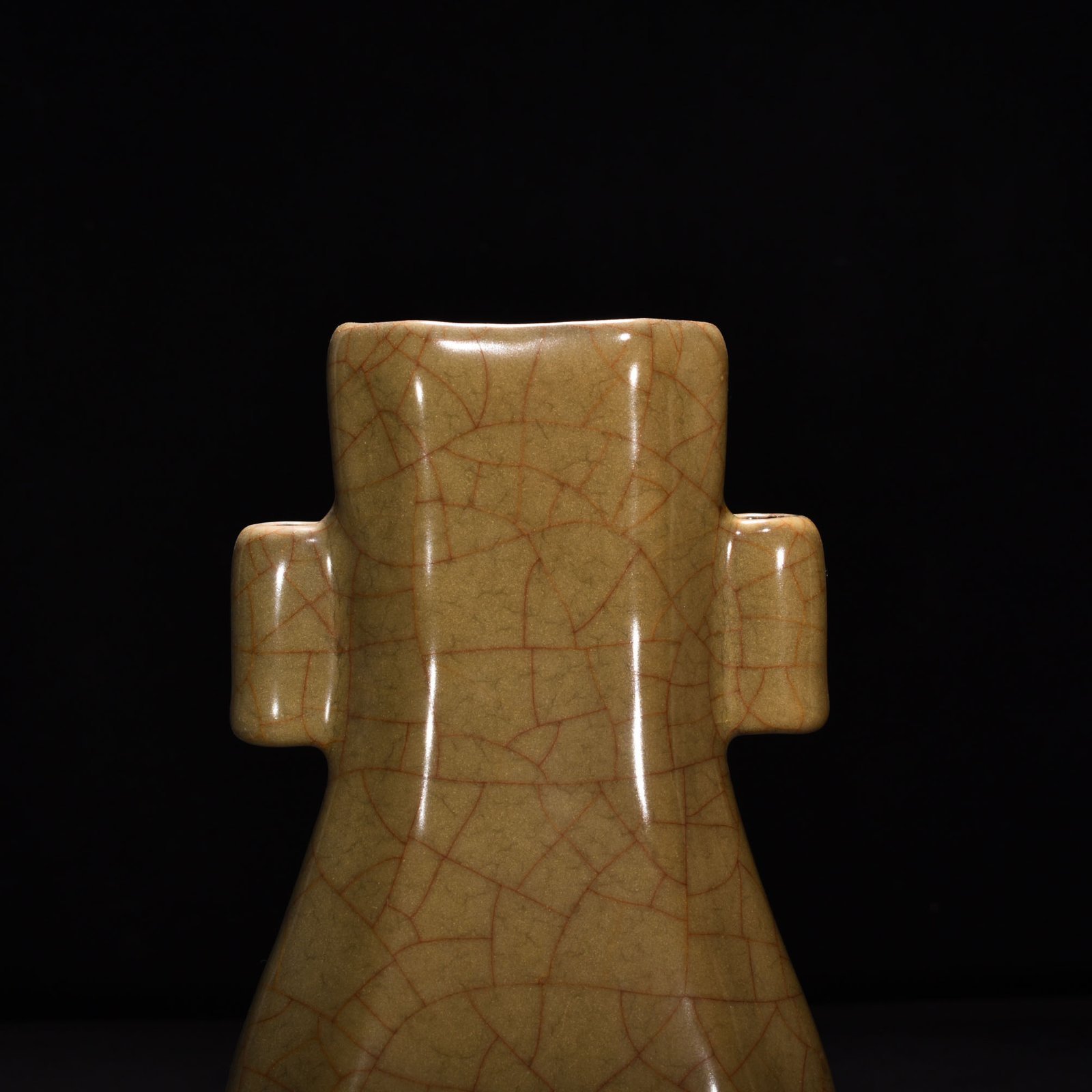 Song Dynasty official kiln eel yellow glaze octagonal ear vase