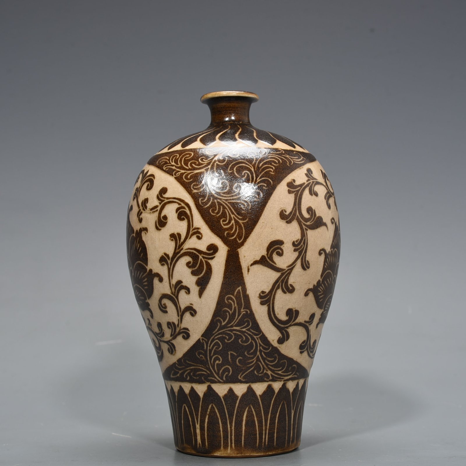 Song Dynasty Ding Kiln East Palace Model brown color engraved plum vase