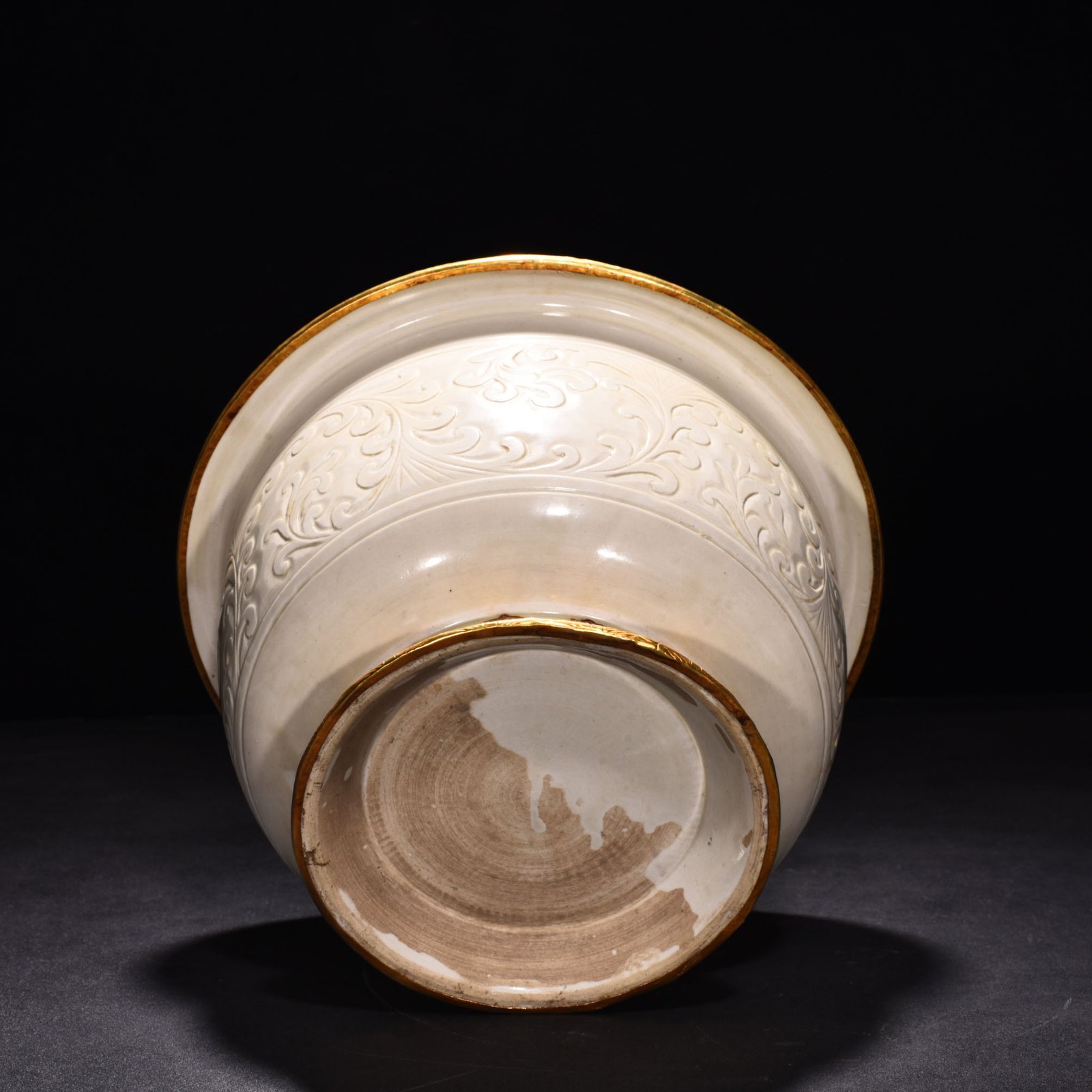 Song Dynasty Ding kiln engraved gilt-embellished and gem-inlaid wine-warming set
