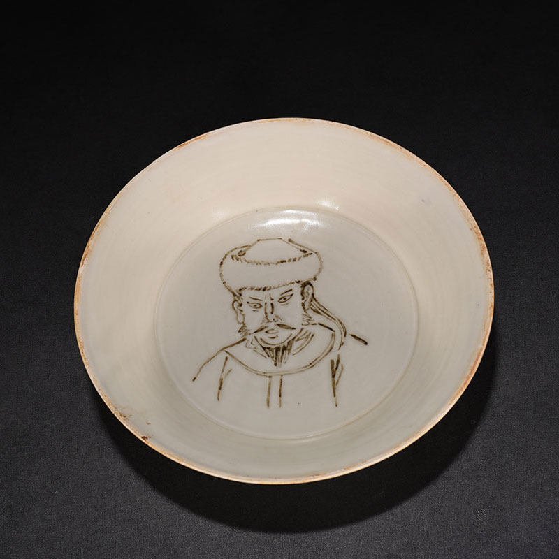 Song Dynasty Ding kiln brown color figure pattern bowl