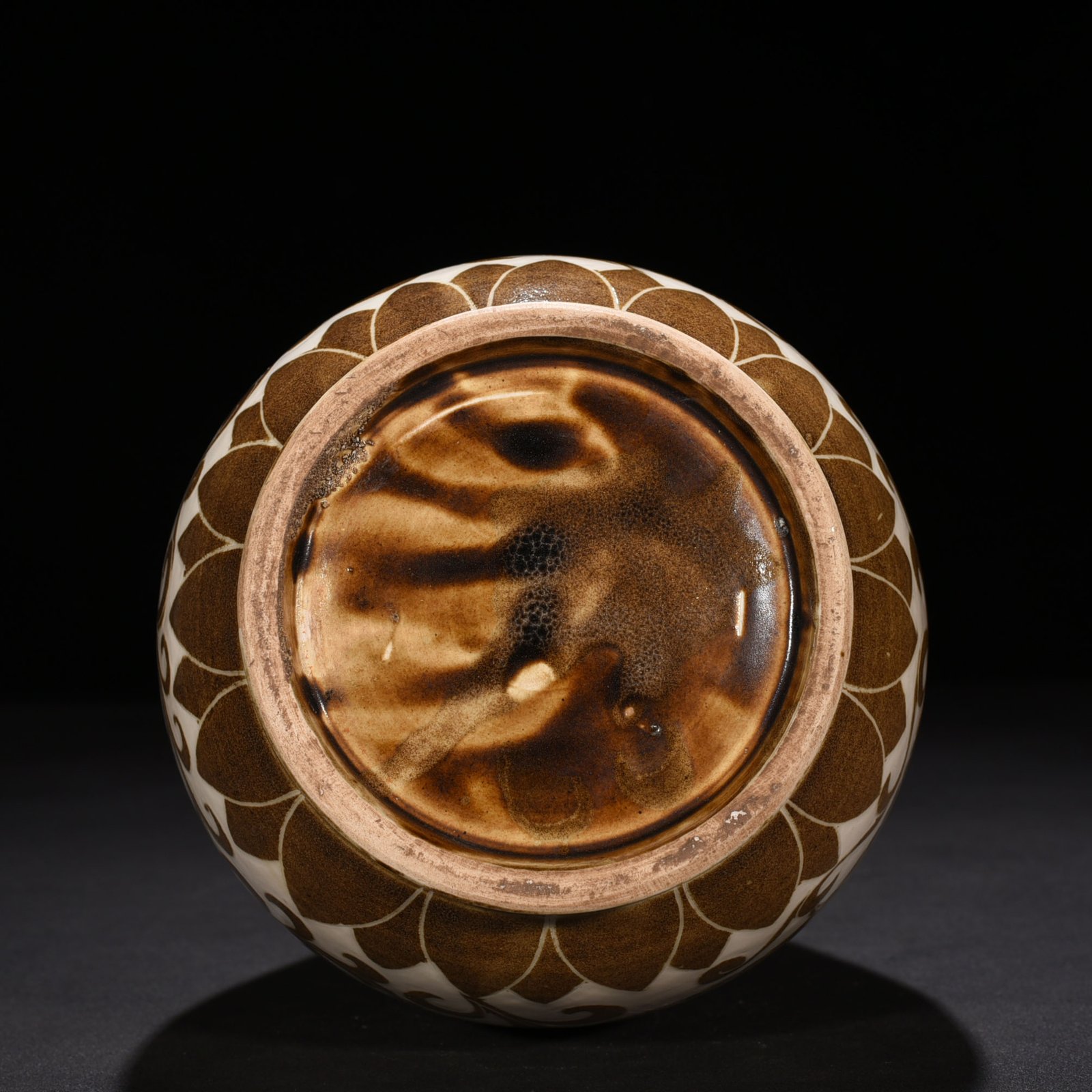 Song Dynasty Ding Kiln Brown Color Carved Buddha Figures with Twisted Branches Pure Vase