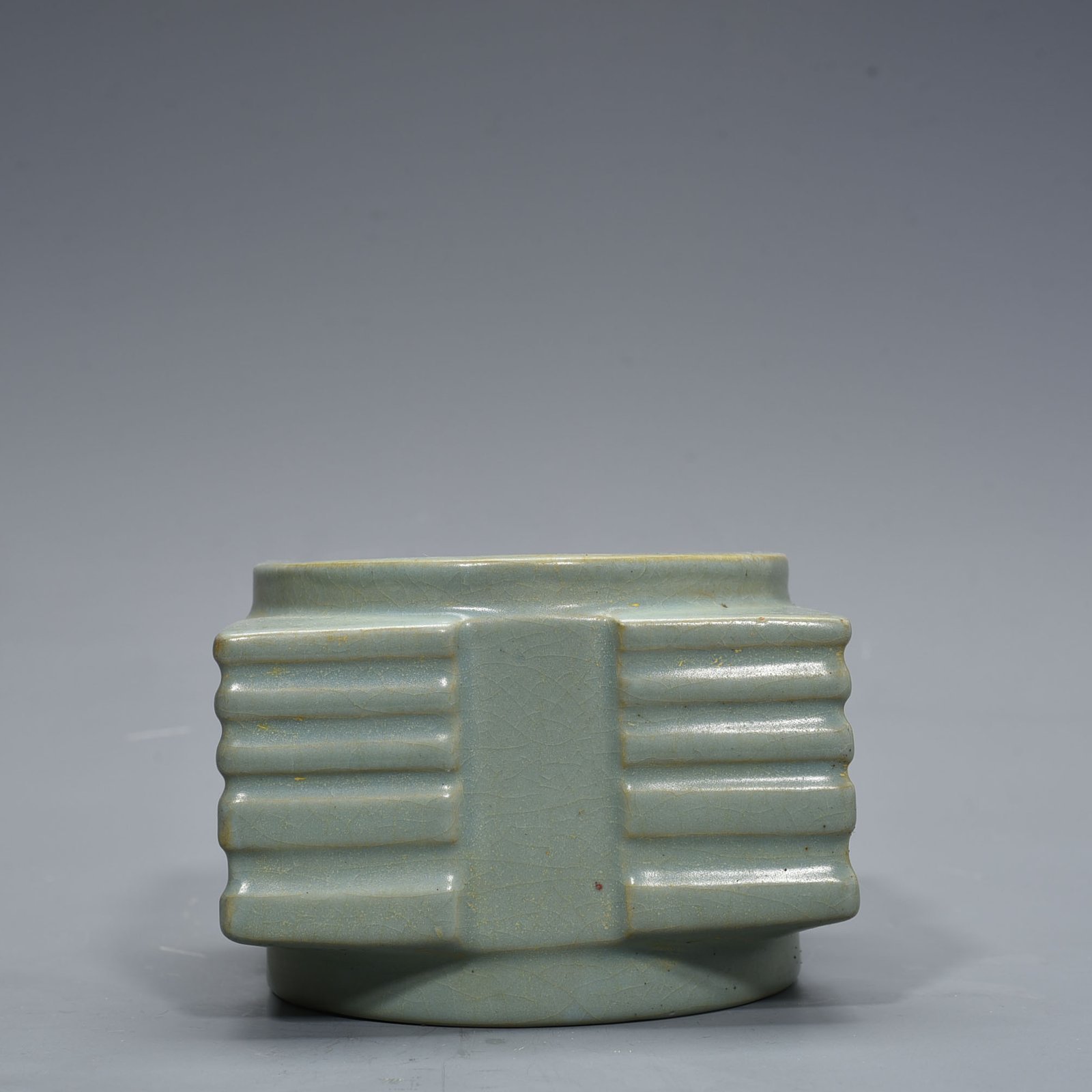 Song Dynasty Ru kiln cong style washer