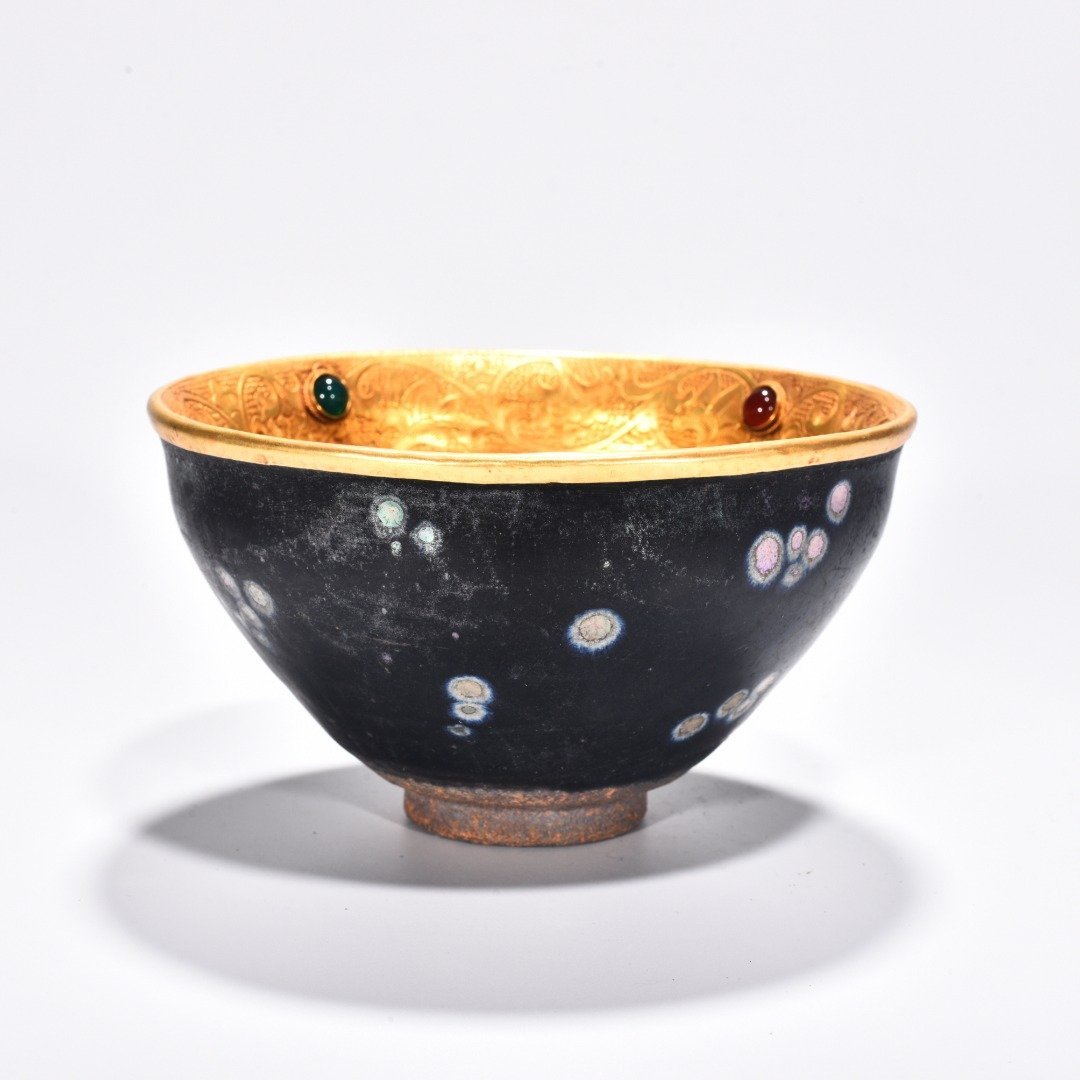 Song Dynasty Jianyao Tianmu lamp engraved gilt and inlaid with gems