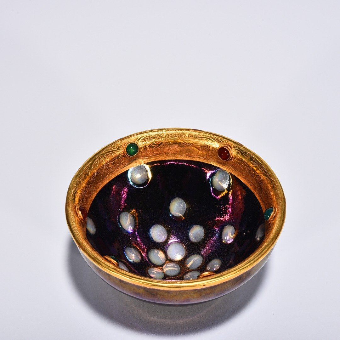 Song Dynasty Jianyao seven-color pearl-spotted glaze lamp gilt-engraved and inlaid with gems
