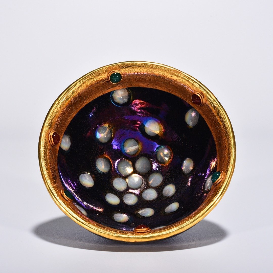 Song Dynasty Jianyao seven-color pearl-spotted glaze lamp gilt-engraved and inlaid with gems