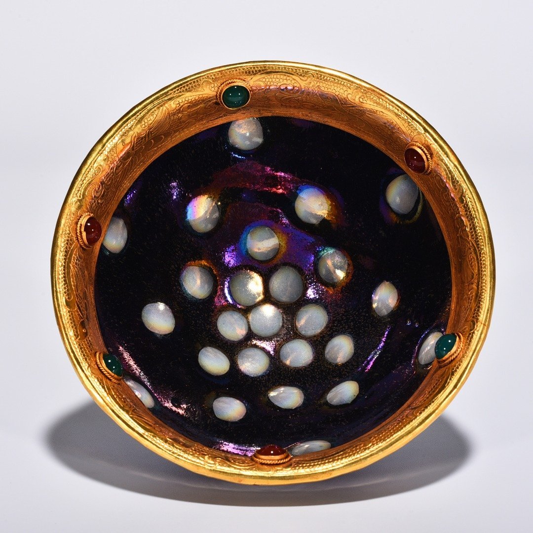 Song Dynasty Jianyao seven-color pearl-spotted glaze lamp gilt-engraved and inlaid with gems