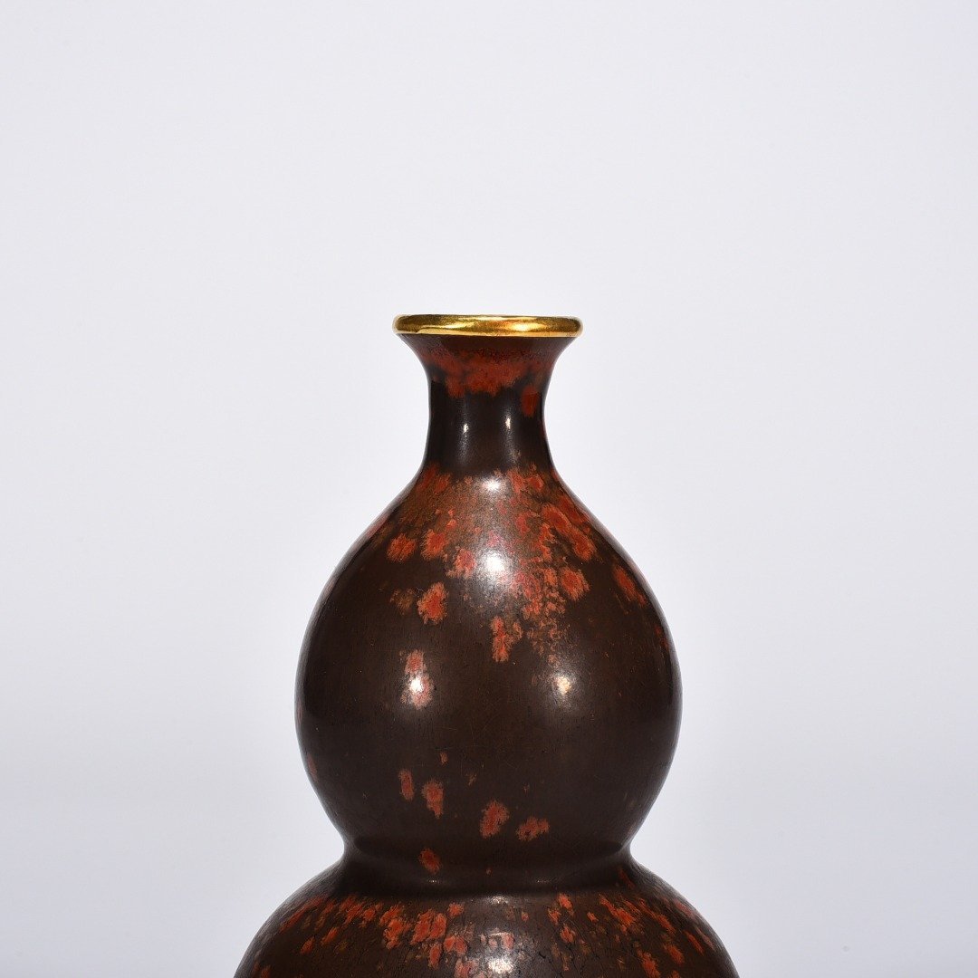 Song Dynasty Jianyao Yaobian persimmon red glaze gourd vase