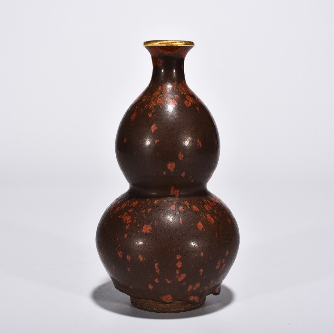 Song Dynasty Jianyao Yaobian persimmon red glaze gourd vase