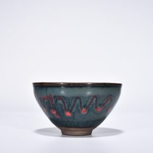 Song Dynasty Jianyao blue glaze spotted flower mouth lamp