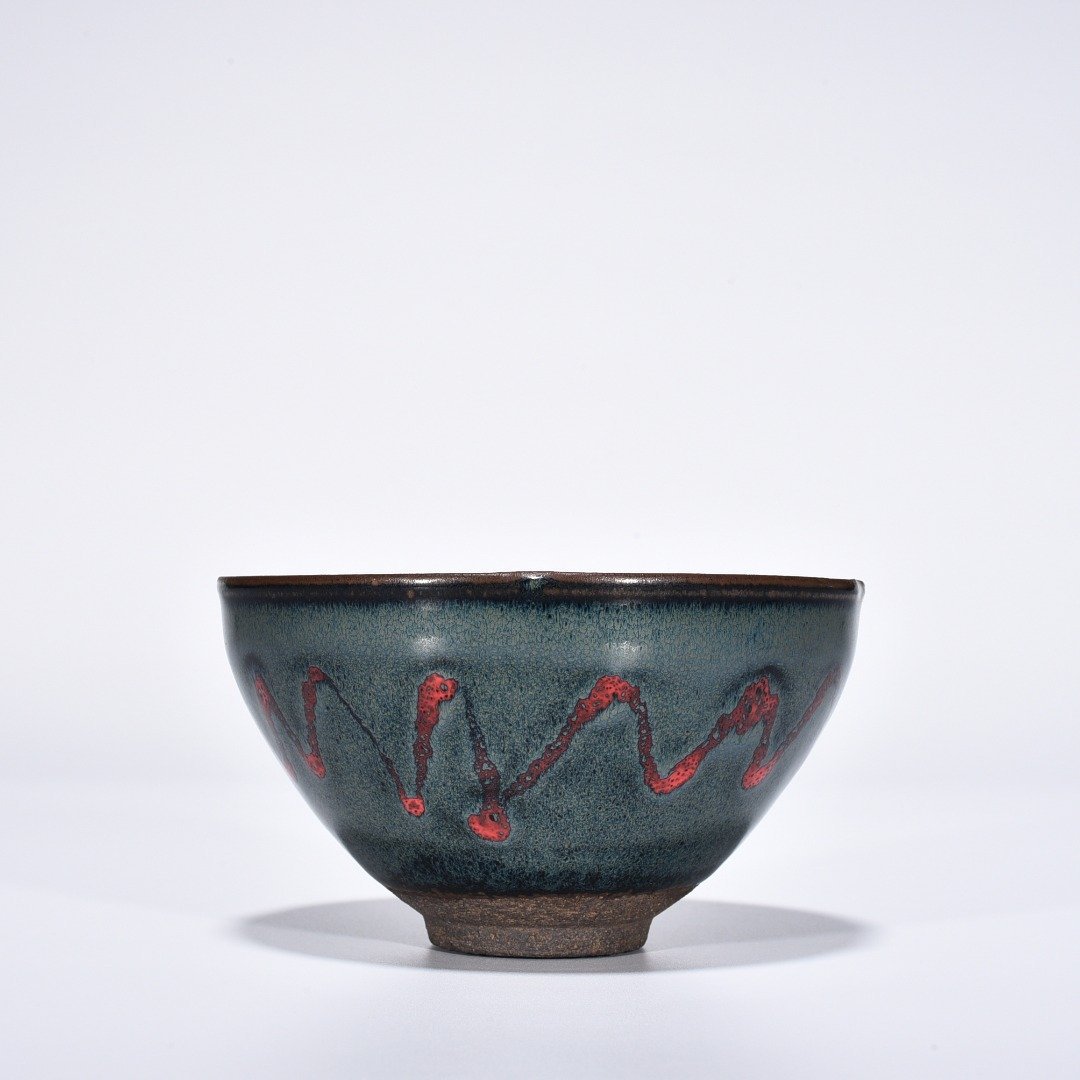 Song Dynasty Jianyao blue glaze spotted flower mouth lamp