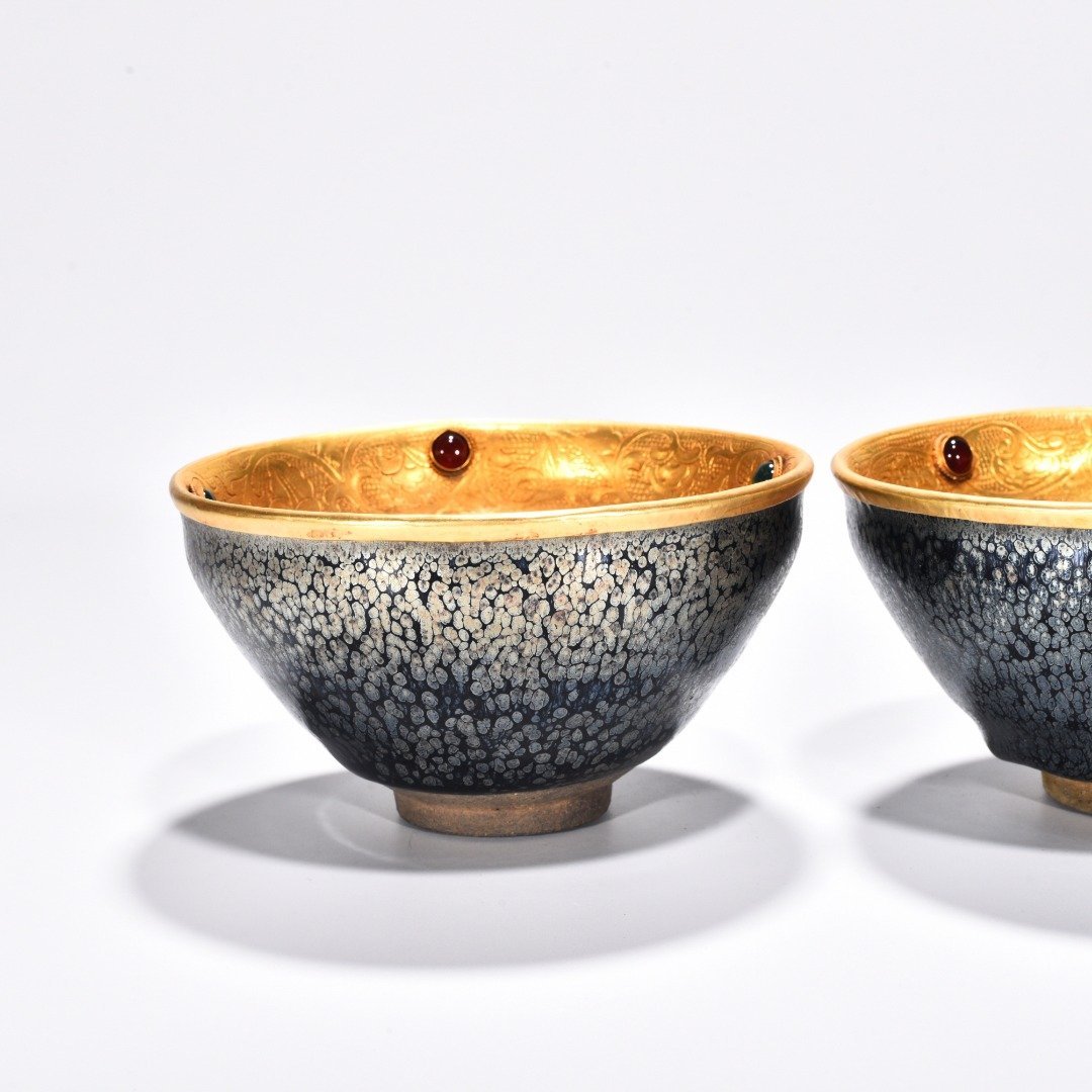 Song Dynasty Jianyao oil-drop lamp chiseled gilt and inlaid with gems