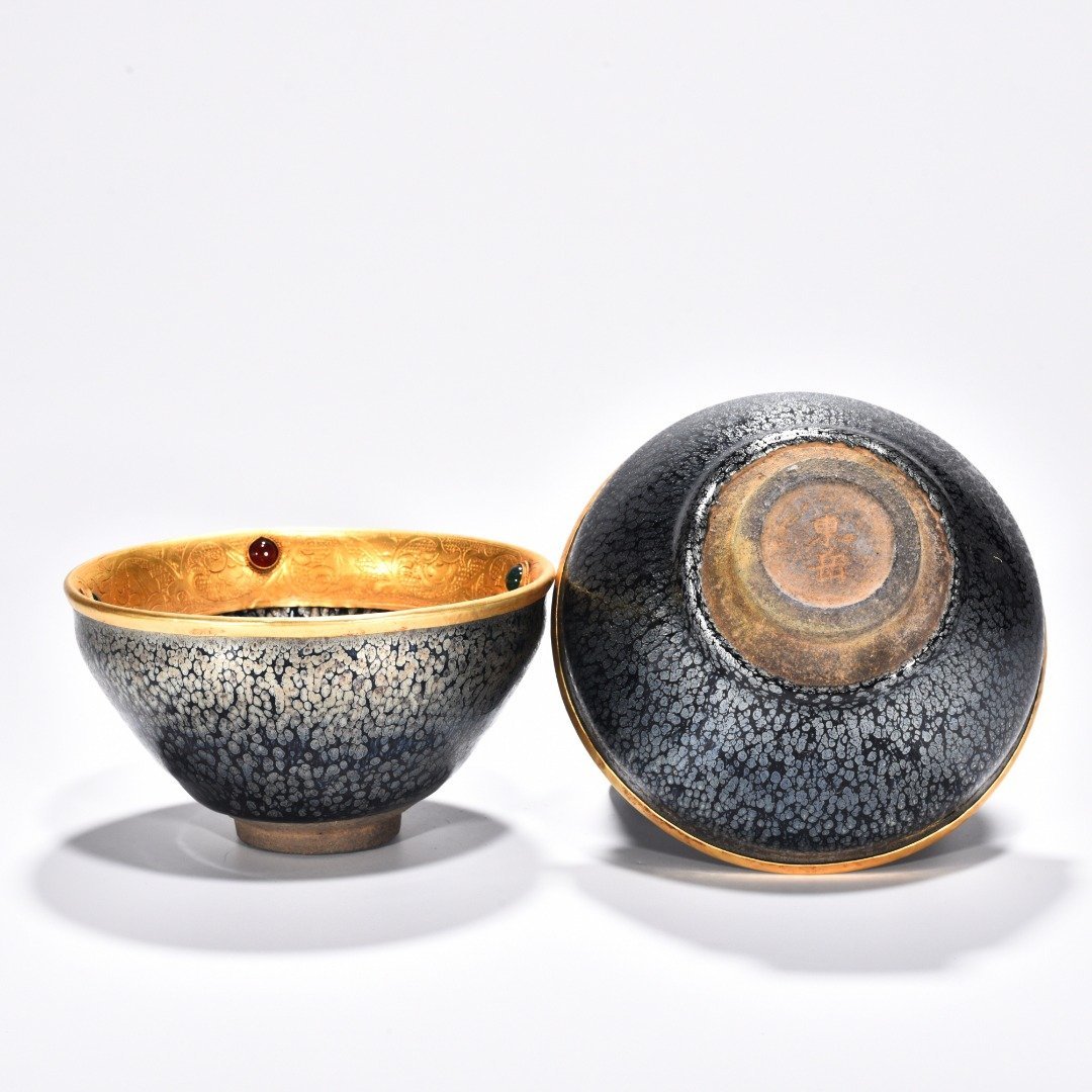 Song Dynasty Jianyao oil-drop lamp chiseled gilt and inlaid with gems