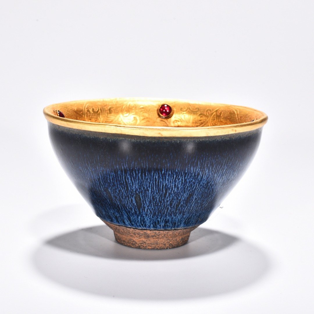 Song Dynasty Jianyao pearl-speckled blue cup chiselled and gilt inlaid with gems