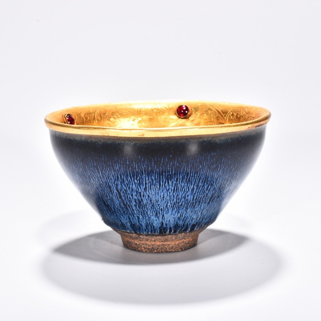 Song Dynasty Jianyao pearl-speckled blue cup chiselled and gilt inlaid with gems