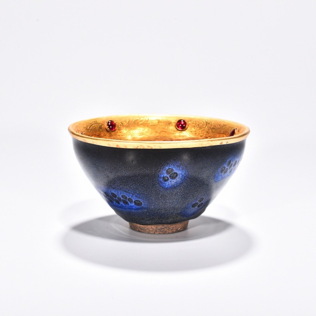 Song Dynasty Jianyao blue-glazed Tianmu lamp chiselled gilt and inlaid with precious stones