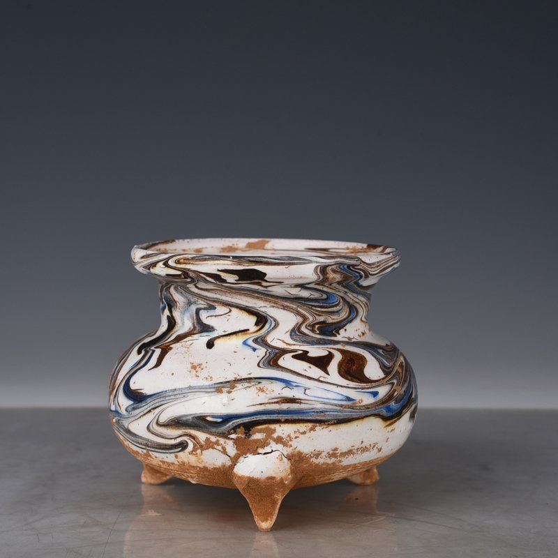 Song Dynasty Dangyangyu kiln twisted glaze tripod furnace