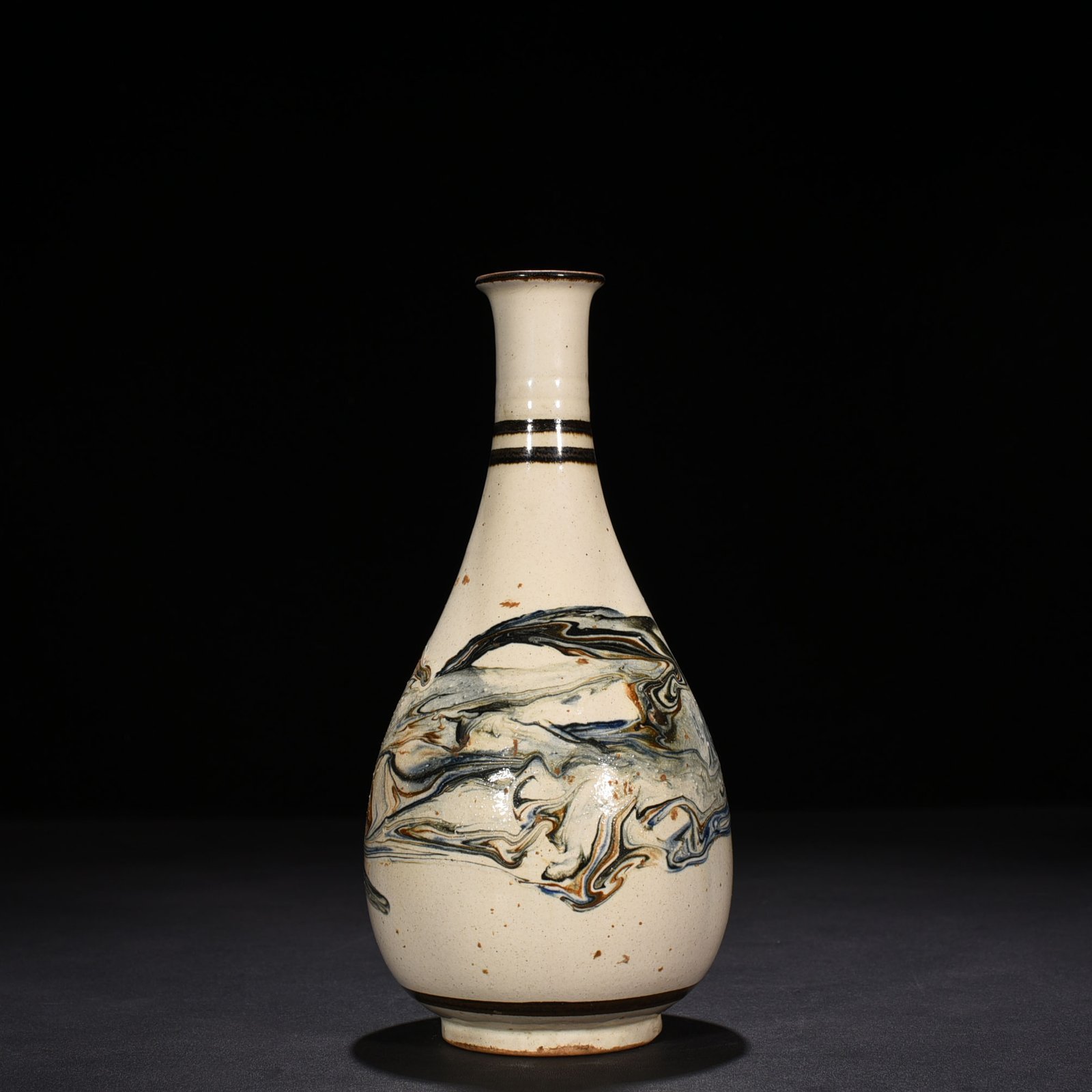 Song Dynasty Dangyangyu kiln twisted glaze bile bottle