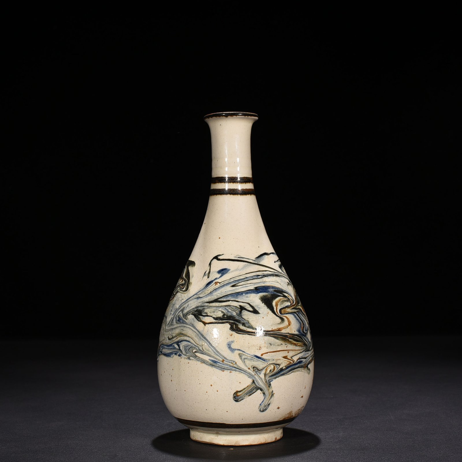 Song Dynasty Dangyangyu kiln twisted glaze bile bottle