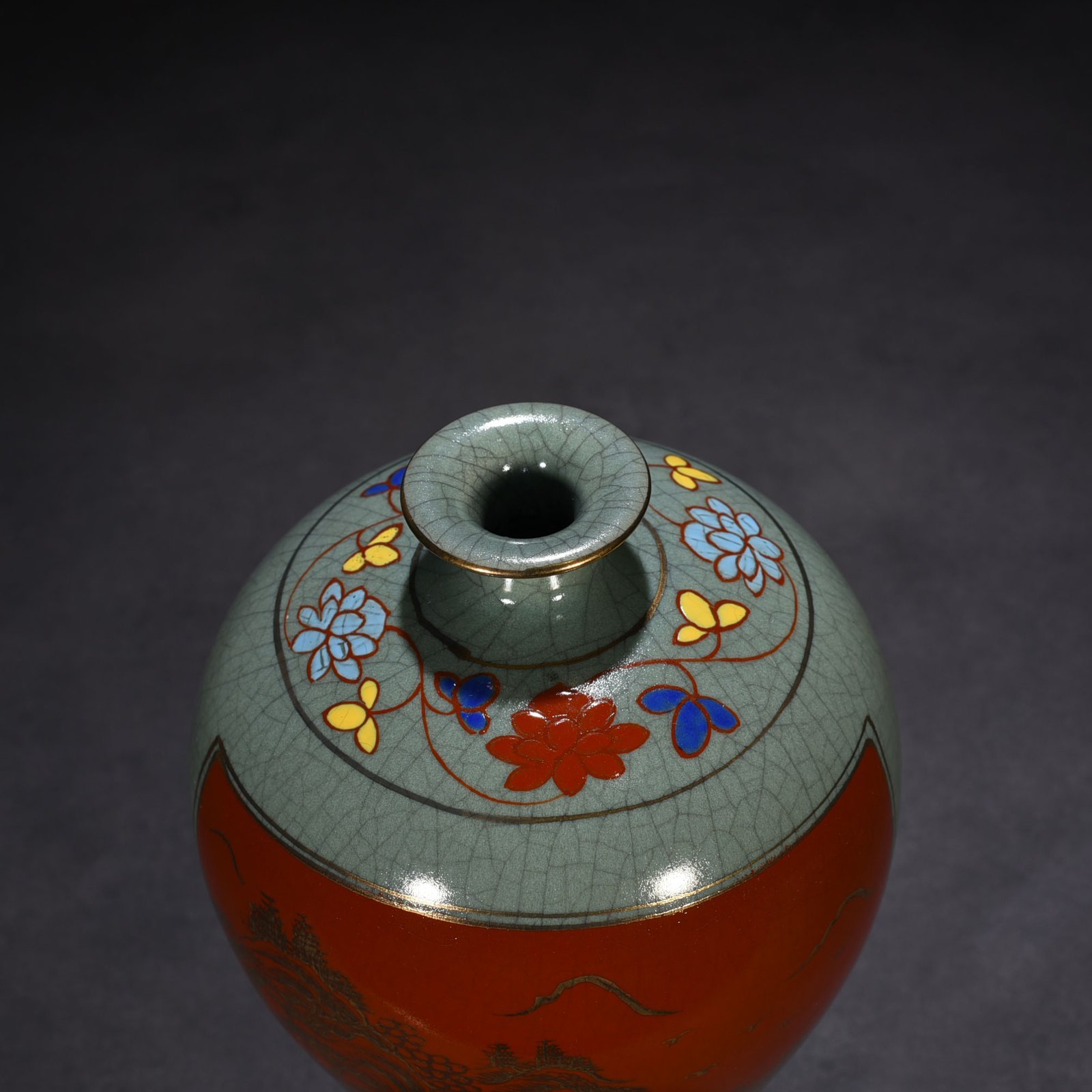 Song Dynasty Ru kiln alum red plum vase with gold landscape and water patterns